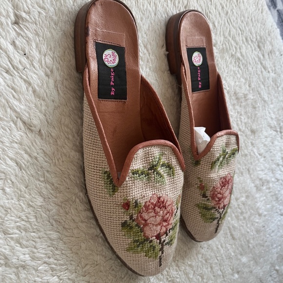 Moroccan Style Mules, with Needle point Rose design - Picture 4 of 5
